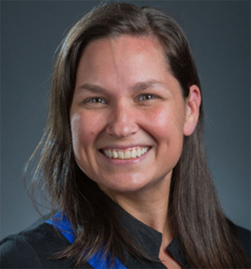 portrait of Melanie Lawrence