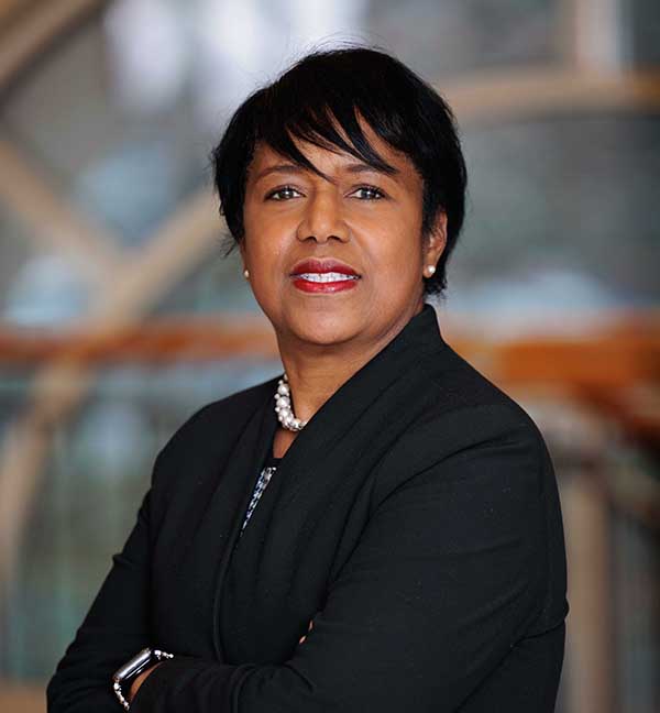 portrait of Lisa Muirhead